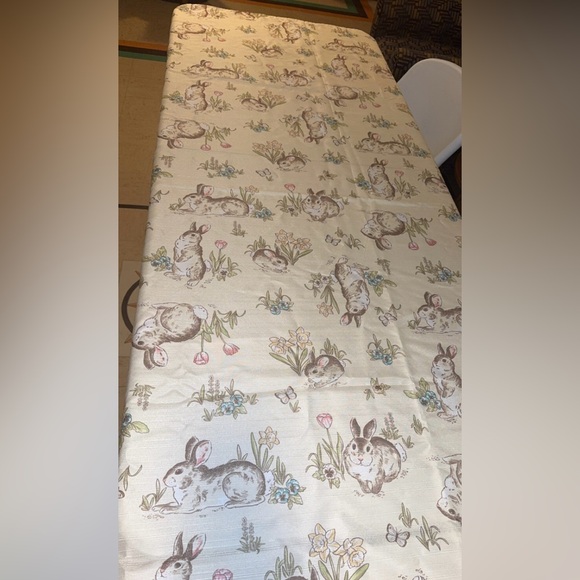 Easter Tablecloth - Picture 2 of 2